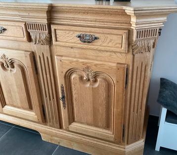 Dressoir,kast,4 deuren, 4 lades, massief caligene beschikbaar voor biedingen