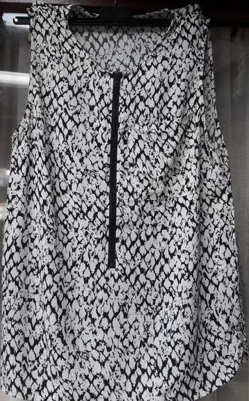 Blouse/Top maat M van Vila Clothes   beschikbaar voor biedingen