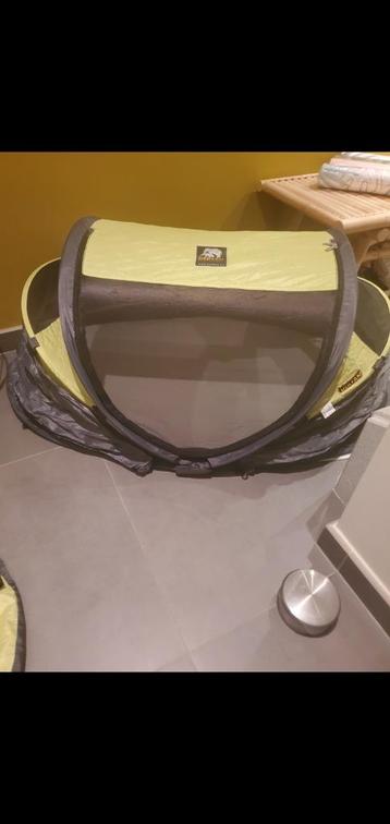 Tente pour bebe jaune fluot beschikbaar voor biedingen