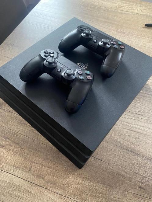 PS4 PRO 1TB - 10 jeux + Casque + 2 Manettes, Games en Spelcomputers, Spelcomputers | Sony PlayStation 4, Zo goed als nieuw, Pro