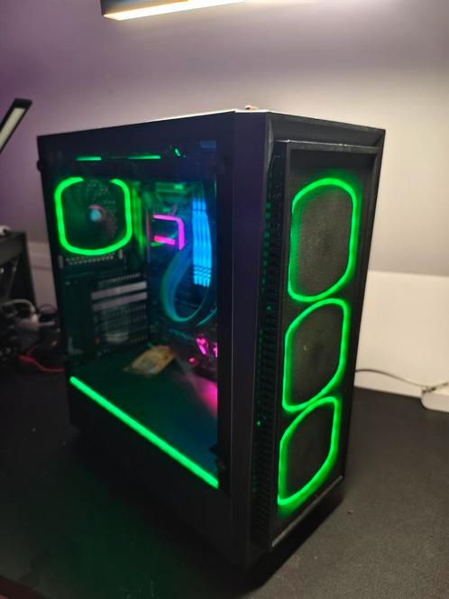 PC - i7 10700K - 32GB RAM - 1TB SSD - Liquid cooler RGB, Computers en Software, Desktop Pc's, Zo goed als nieuw, SSD, 8 GB, Gaming