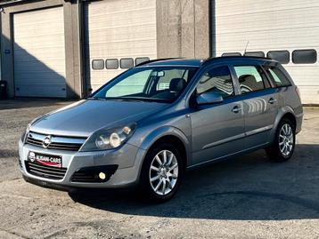 OPEL ASTRA H BREAK - 1.6i *MANUEEL* AIRCO • GPS • TREKHAAK