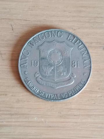 FILLIPIJNEN 1 Piso 1981 beschikbaar voor biedingen