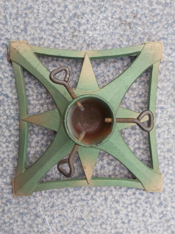 Antieke kerstboomvoet met mooie patina, gietijzer, Diversen, Kerst, Gebruikt, Ophalen