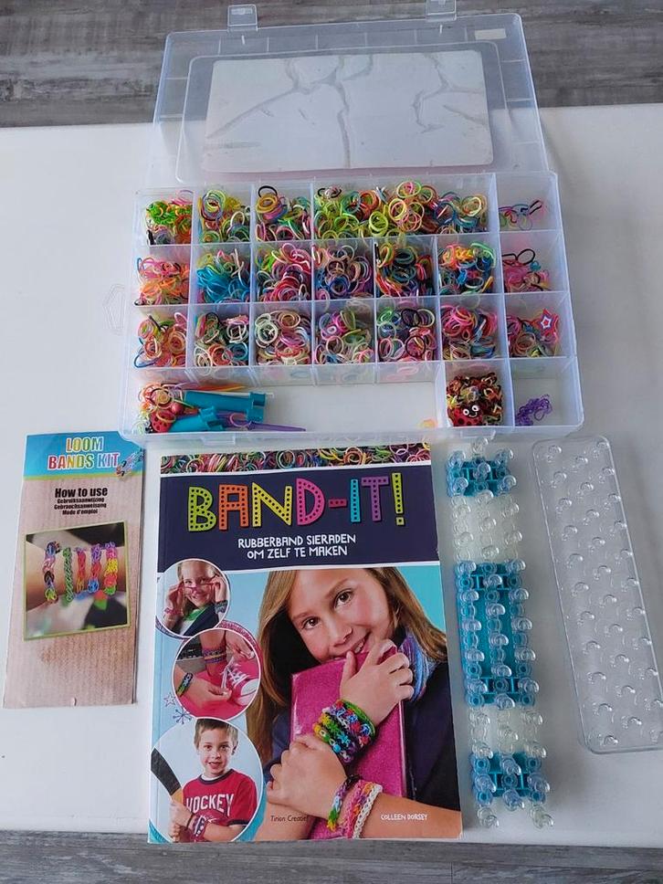 Ensemble de Band-it (bijoux en élastique) et de métiers à ti, Hobby & Loisirs créatifs, Fabrication de Perles & Bijoux, Enlèvement