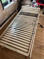 Sommier électrique beka et matelas, Huis en Inrichting, Slaapkamer | Matrassen en Bedbodems, Ophalen, Zo goed als nieuw, Bedbodem
