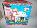 FISHER PRICE Vintage schooltje met gerief nog in doos, Ophalen of Verzenden, Gebruikt, Speelset, Met geluid