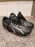 Voetbalschoenen, Sport en Fitness, Ophalen, Zo goed als nieuw
