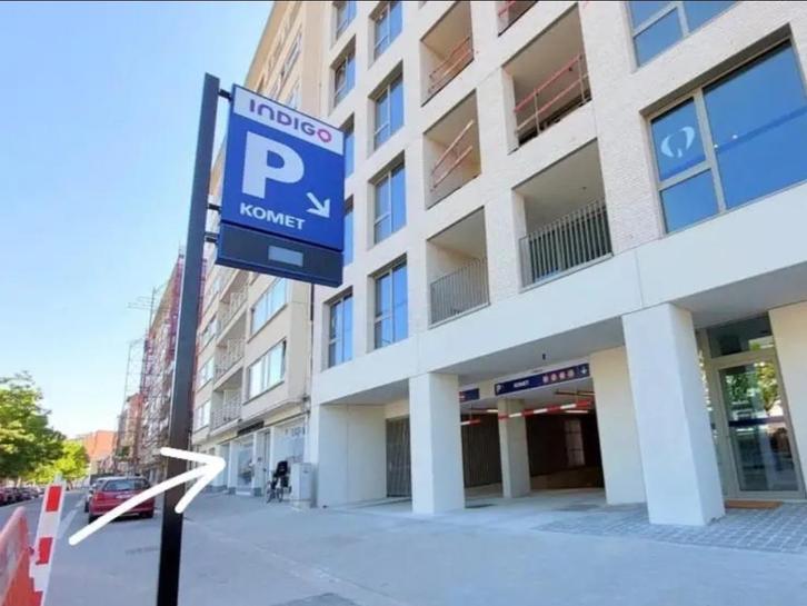 Handige parkeerplaats op de K. Astridlaan in Mechelen, Immo, Garages en Parkeerplaatsen, Mechelen