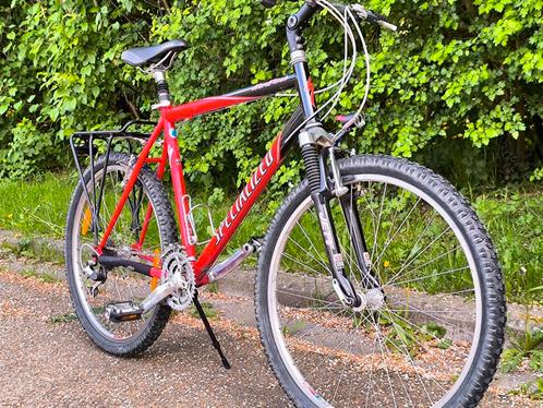 Mooie Rood mountainbike te koop zeer goed staat, Fietsen en Brommers, Fietsen | Mountainbikes en ATB, Zo goed als nieuw, Heren