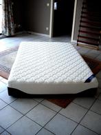 JYSK schuimmatras 140 X 200 cm + 2 lattenbodems, Huis en Inrichting, Slaapkamer | Matrassen en Bedbodems, Ophalen, Tweepersoons