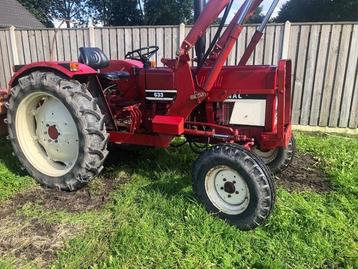 Gezocht: oude tractor. Omgeving Steenhuize.