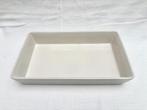 Le Creuset - Ovenschaal in Aardewerk, Huis en Inrichting, Keuken | Servies, Ophalen of Verzenden, Aardewerk, Effen, Schaal of Schalen