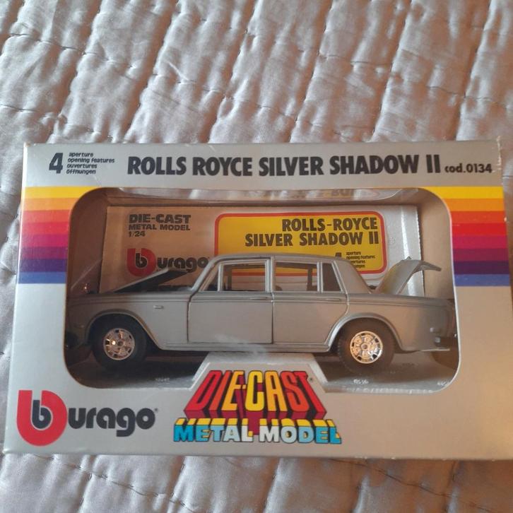 ROLLS ROYCE SILVER SHADOW II. BURAGO *1/24*NEUF*MIB*, Hobby & Loisirs créatifs, Voitures miniatures | 1:24, Neuf, Voiture, Burago