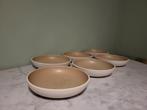 6 Jars Céramistes White & Beige Studio Pasta Plate Set, Huis en Inrichting, Keuken | Servies, Gebruikt, Ophalen