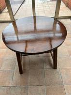 Ronde tafel met 4 rieten stoelen, Huis en Inrichting, Ophalen, Zo goed als nieuw