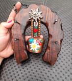 Vintage houten hoefijzer/ sleutelhouder met koperen bel, Antiek en Kunst, Ophalen of Verzenden
