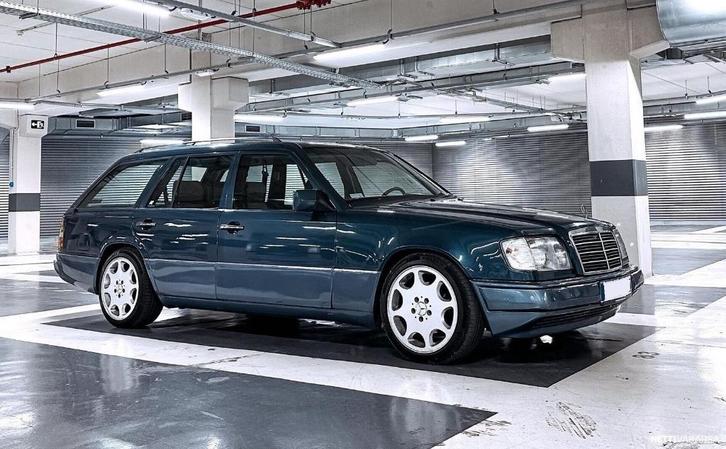 4 Nieuwe Mercedes 8 loch style velgen met nieuwe banden, Auto-onderdelen, Banden en Velgen, Band(en), All Season, 17 inch, 215 mm