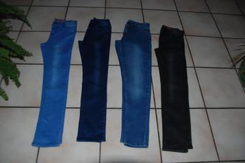 Jeans garçon T158 ou 12/13 ans Très bon état à 2€ pièce! beschikbaar voor biedingen