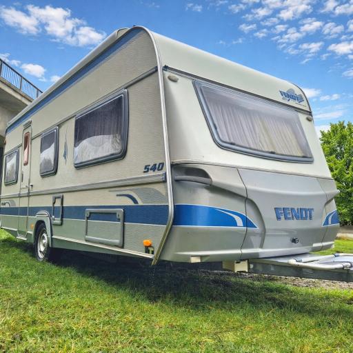 Fendt Platin 540  – Bouwjaar 2006, Caravanes & Camping, Caravanes, Entreprise, jusqu'à 4, 1250 - 1500 kg, Banquette en rond, Fendt