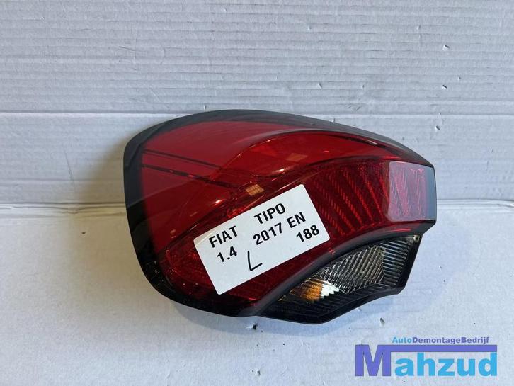 FIAT TIPO hatchback links buiten achterlicht 2016+, Auto-onderdelen, Verlichting, Fiat, Gebruikt