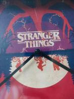 Horloge stranger things, CD & DVD, Neuf, dans son emballage, Enlèvement ou Envoi