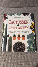 T. Hewitt - Cactussen & vetplanten, Boeken, Ophalen of Verzenden, Zo goed als nieuw, T. Hewitt