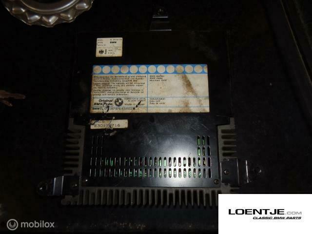 Versterker BMW 3-serie E36 ('91-'98), Auto-onderdelen, Elektronica en Kabels, BMW, Gebruikt, Ophalen of Verzenden