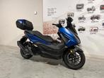 Honda Forza 125 keyless met topcase al model met TFT-dashboa, Motoren, Scooter, Bedrijf, 125 cc, 11 kW of minder