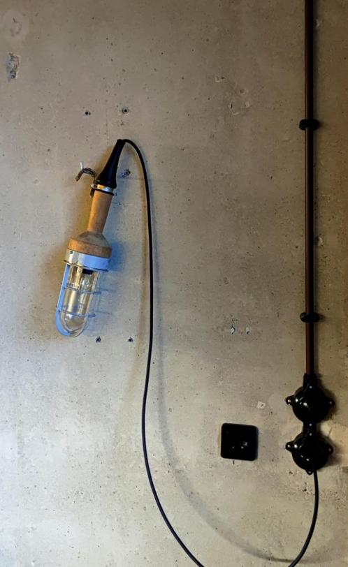 Industria vintage industriële bunkerlamp, lamp met kooi, Antiek en Kunst, Curiosa en Brocante, Ophalen of Verzenden
