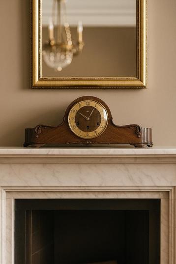 Horloge de cheminée Junghans beschikbaar voor biedingen
