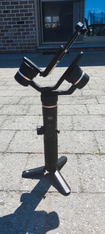 Camera stabilisateur  beschikbaar voor biedingen