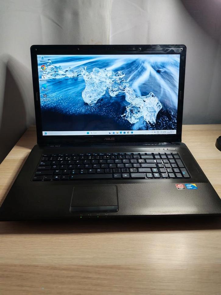 ASUS X72J Laptop MET 17.3INCH SCHERM GOEDE KWALITEIT, Computers en Software, Windows Laptops, Gebruikt, 17 inch of meer, SSD, 2 tot 3 Ghz