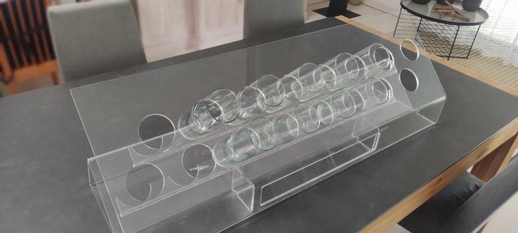decoratief sorteerrek met glazen vazen; schilderwerk, parels, Hobby en Vrije tijd, Schilderen, Zo goed als nieuw, Ophalen