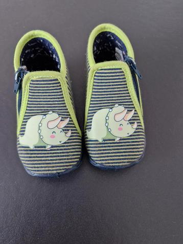 Pantoffels maat 20, Kinderen en Baby's, Ophalen of Verzenden, Zo goed als nieuw