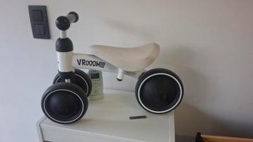 Loopfiets childwheels vroom beschikbaar voor biedingen