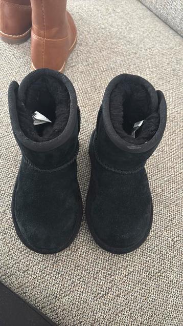 Ugg kind 23,5 beschikbaar voor biedingen