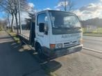 Nissan Cabst.3.0 dTakelwagen Turbo diesel bj 2000 km 216.800, Auto's, Overige modellen, Wit, Overige carrosserie, Te koop