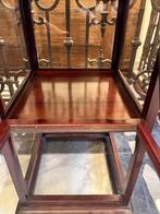 Antieke vitrine low, Antiek en Kunst, Antiek | Meubels | Kasten, Ophalen