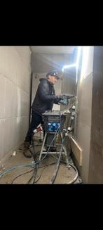 Werkende man opzoek naar woning