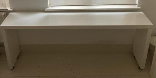 Lang wandmeubel ~ tafel ~ bureau op wieltjes, Huis en Inrichting, Bureaus, Zo goed als nieuw, Bureau, Met wielen, Ophalen