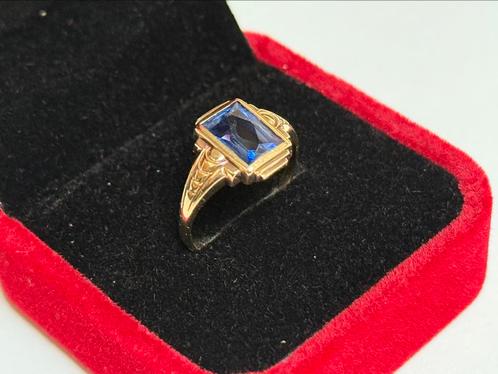 Prachtige vintage gouden ring met blauwe Saffier van 1.83ct, Handtassen en Accessoires, Ringen, Dame, 17 tot 18, Geel, Goud, Met edelsteen