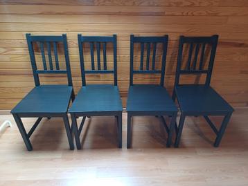 4 keukenstoelen beschikbaar voor biedingen