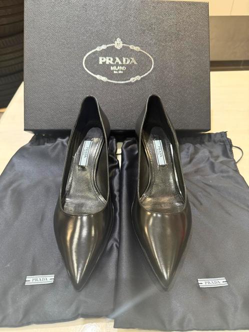 Prada hakken, Kleding | Dames, Schoenen, Nieuw, Schoenen met lage hakken, Zwart, Ophalen