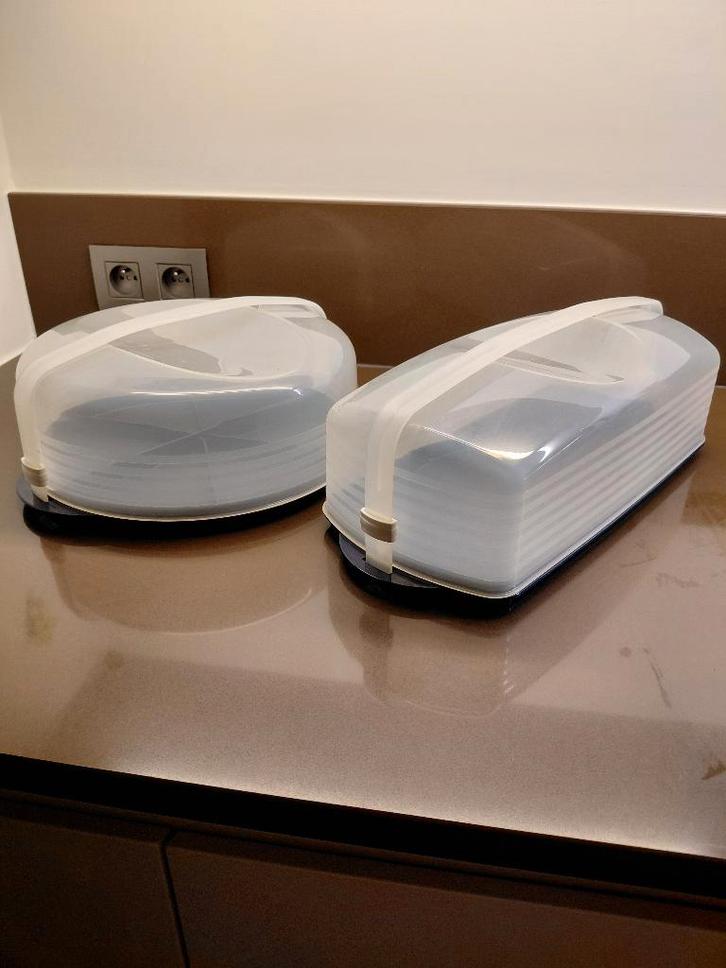 Tupperware 2 patisserie bewaar-/presentatiedozen, Huis en Inrichting, Keuken | Tupperware, Zo goed als nieuw, Schaal, Blauw, Wit