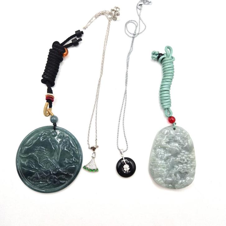 Een collectie jade accessoires, Handtassen en Accessoires, Kettingen, Zo goed als nieuw, Zilver, Overige kleuren, Met edelsteen