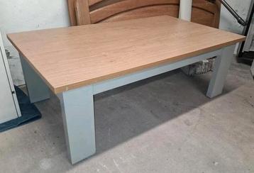 Salontafel beschikbaar voor biedingen