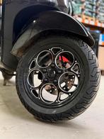 Vespa sprint 80cc, Fietsen en Brommers, Ophalen, Zo goed als nieuw