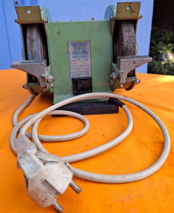Kleine slijpmachine, Doe-het-zelf en Bouw, Gereedschap | Slijpmachines, Gebruikt, Werkbankslijpmachine, Minder dan 700 watt, Ophalen