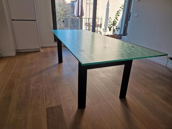 AUTHENTIEKE Cassina LC6 Tafel - Le Corbusier - Gesigneerd, Antiquités & Art, Antiquités | Meubles | Chaises & Canapés, Enlèvement